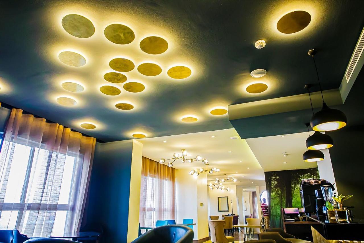 Royal Residences By Design Union Aliayabiagba Εξωτερικό φωτογραφία