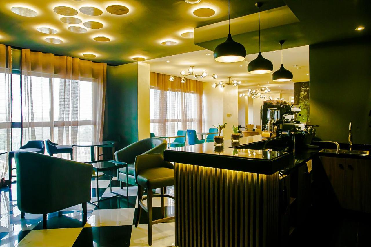 Royal Residences By Design Union Aliayabiagba Εξωτερικό φωτογραφία